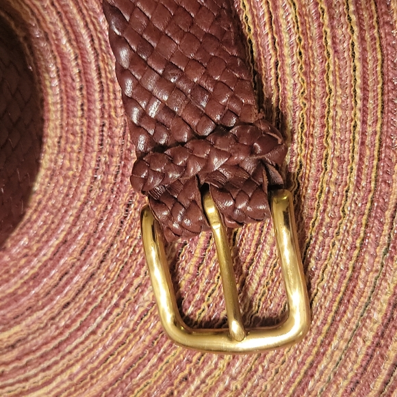 Badgery Brown Kangaroo Leather Belt Made in Australia - Picture 3 of 6